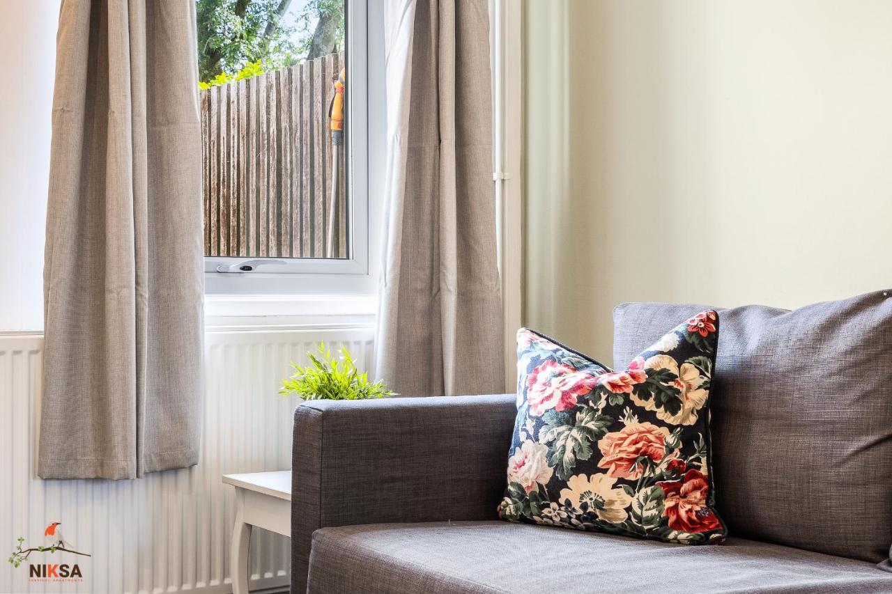 Niksa Serviced Accommodation - 3 Bedroom House Welwyn Garden City Εξωτερικό φωτογραφία